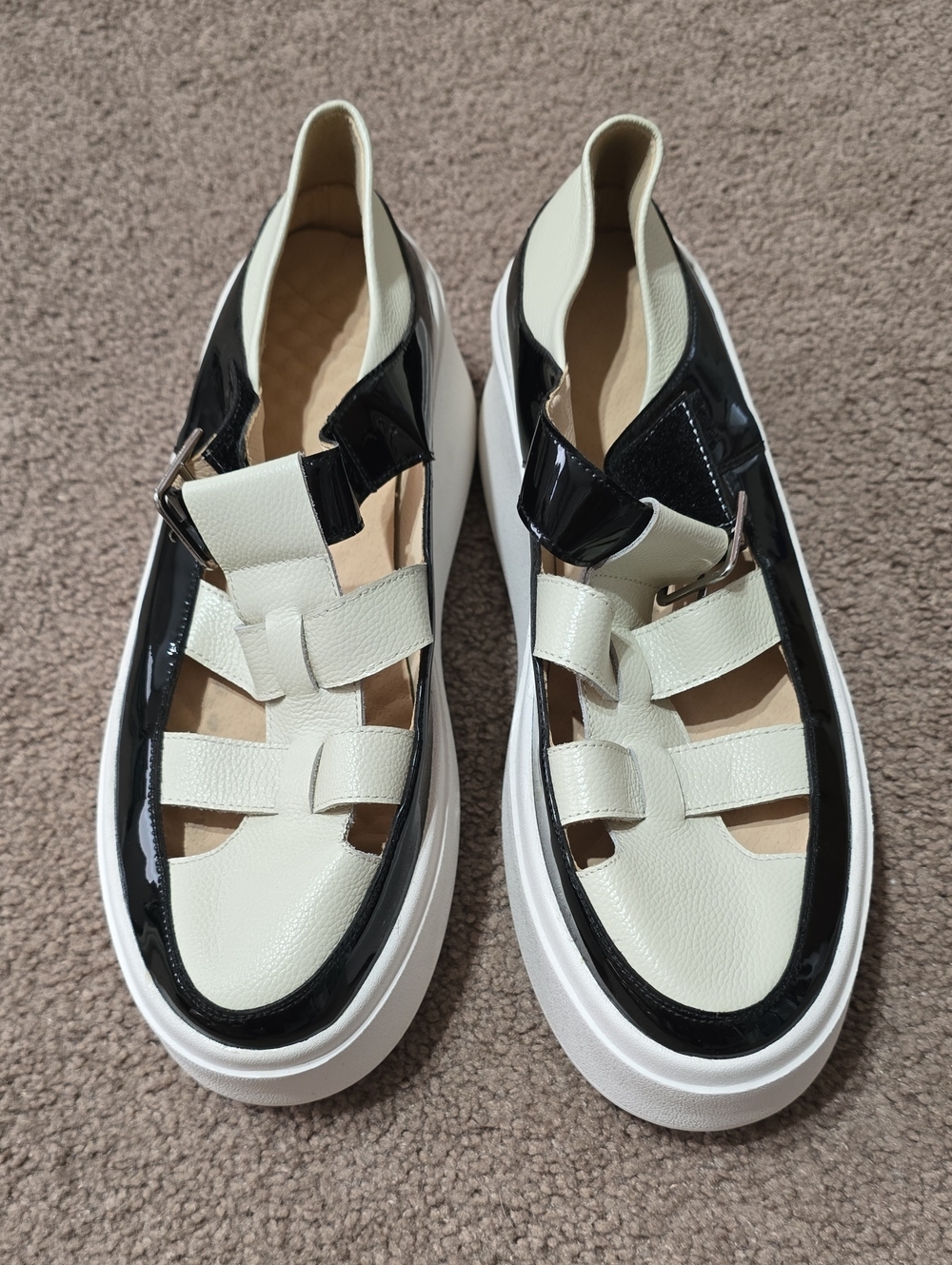 Women’s White and Black Leather Platform Fisherman Sandals